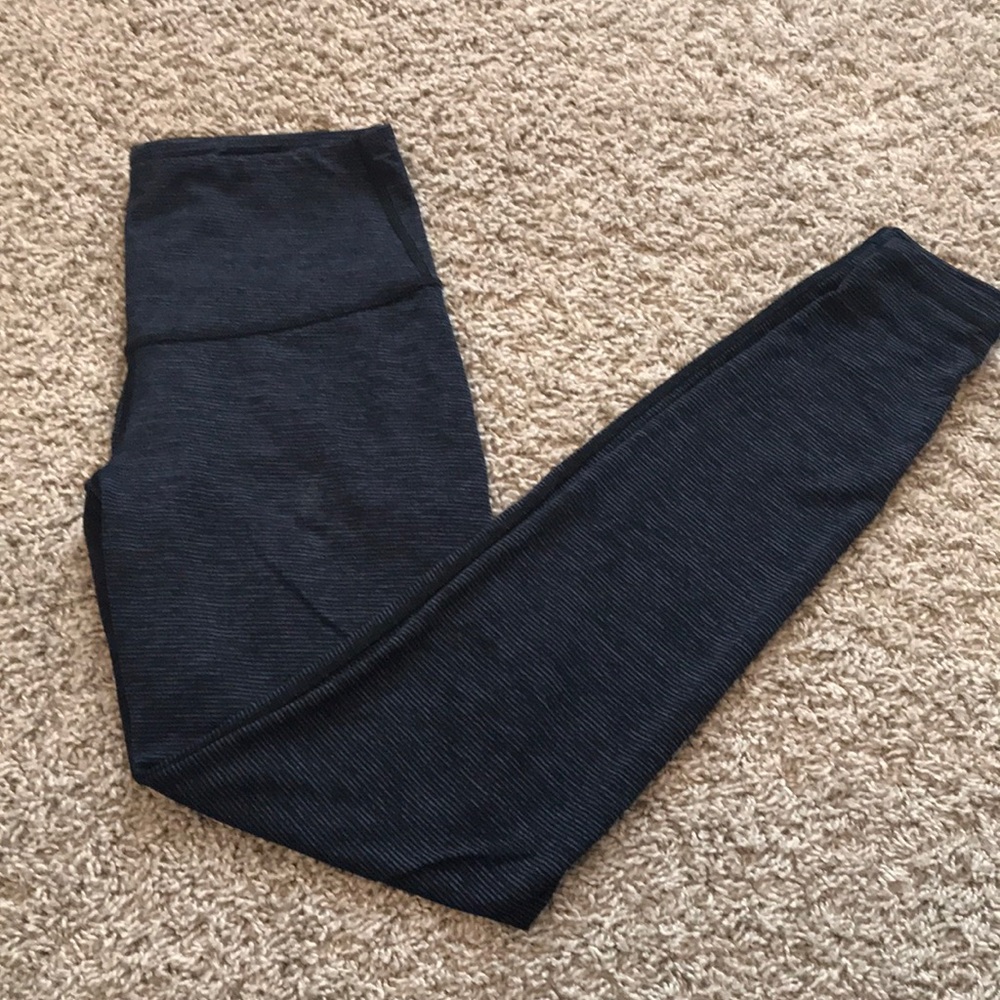 Old navy active leggings.